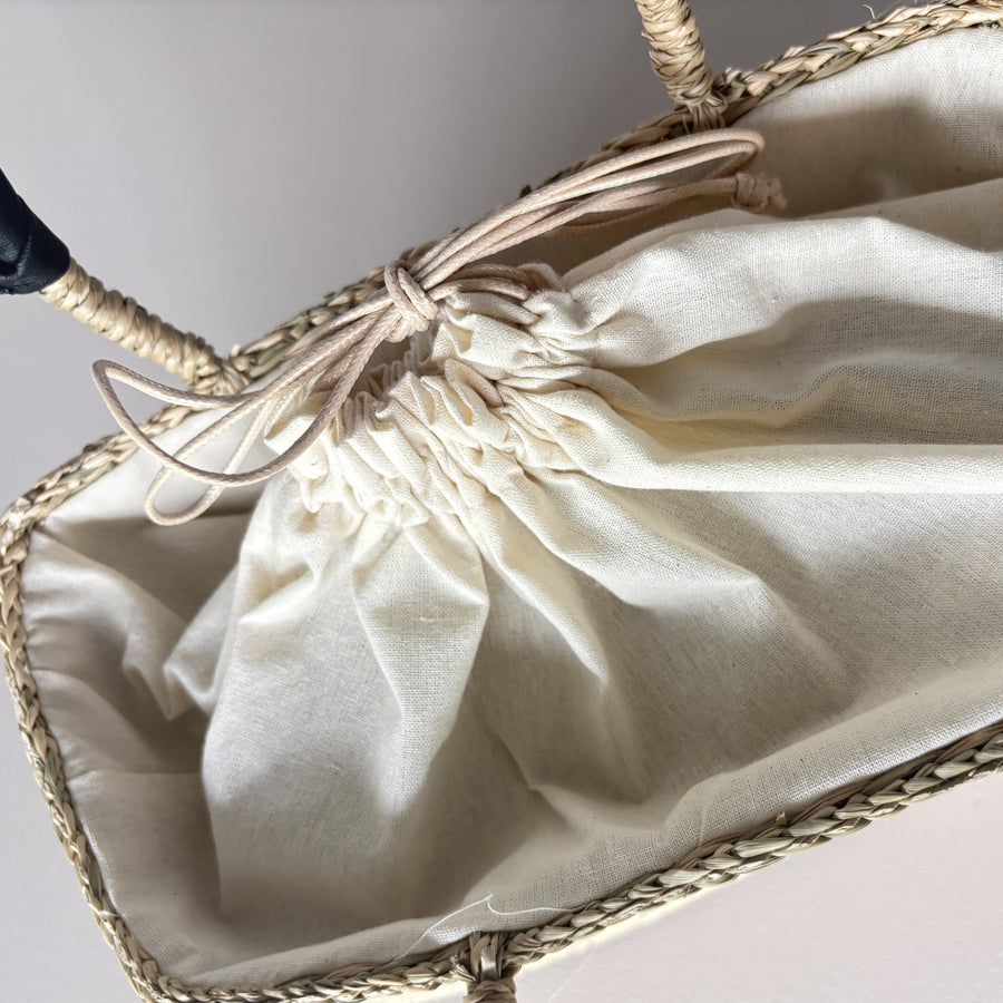SEAGRASS OVAL TOTE